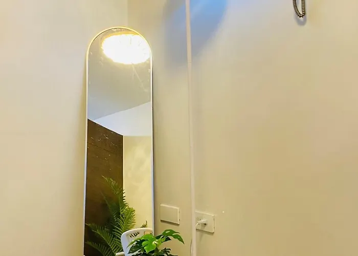 Apartment Tropical Chic Escape With Lights View- Modern Scandi *